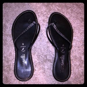 Toscanella sandal size 8